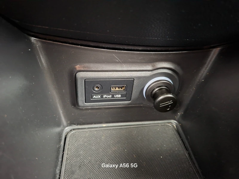 Hyundai Ix20 1, 6 BENZIN 126кс. , снимка 13 - Автомобили и джипове - 53436230