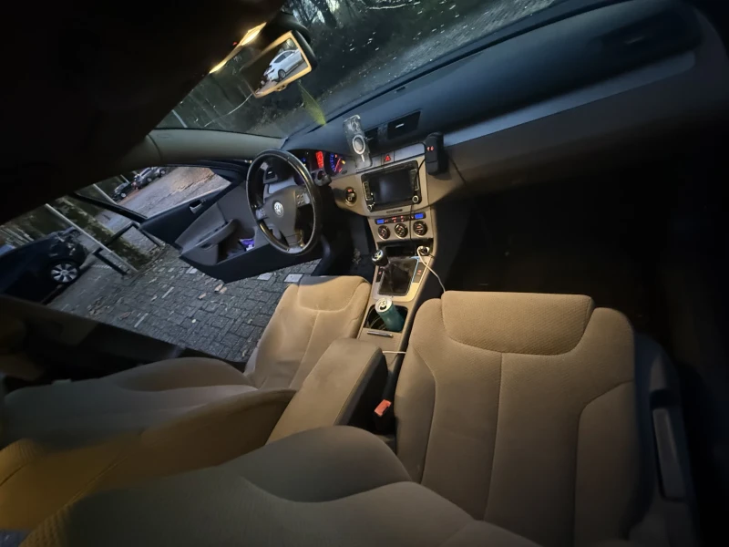 VW Passat, снимка 6 - Автомобили и джипове - 53583955