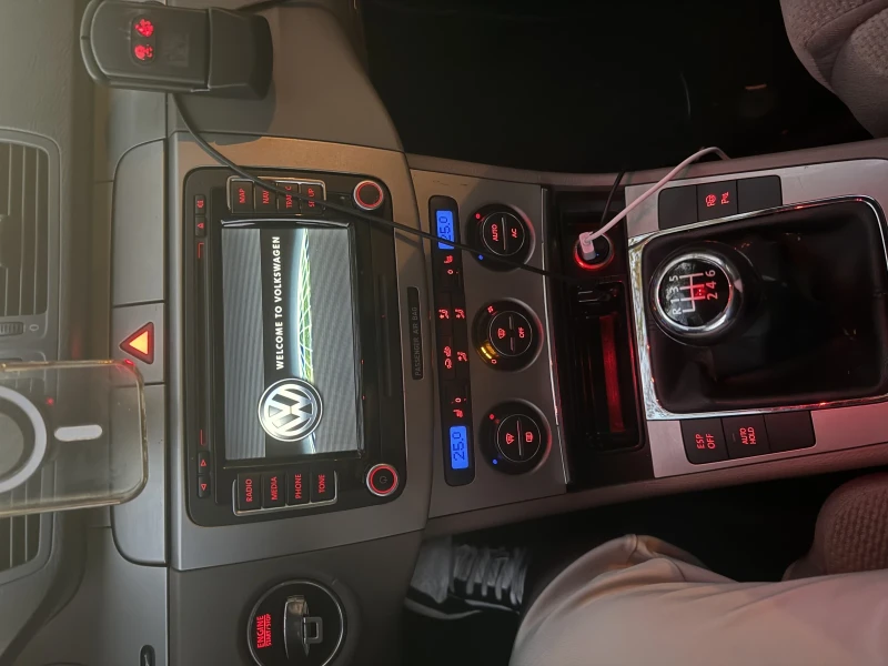 VW Passat, снимка 14 - Автомобили и джипове - 53583955