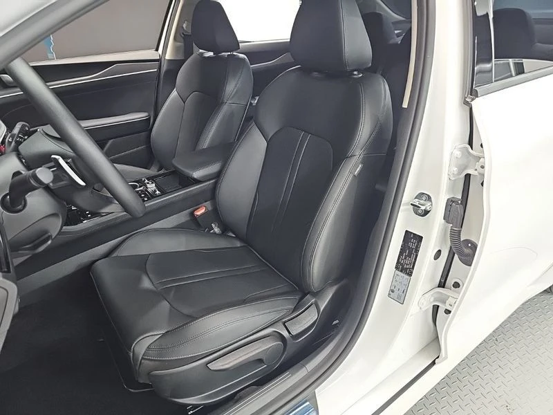 Kia K5 Prestige| 193к.с.| ВКЛ.ТЕХНОТЕСТ, снимка 10 - Автомобили и джипове - 55098935