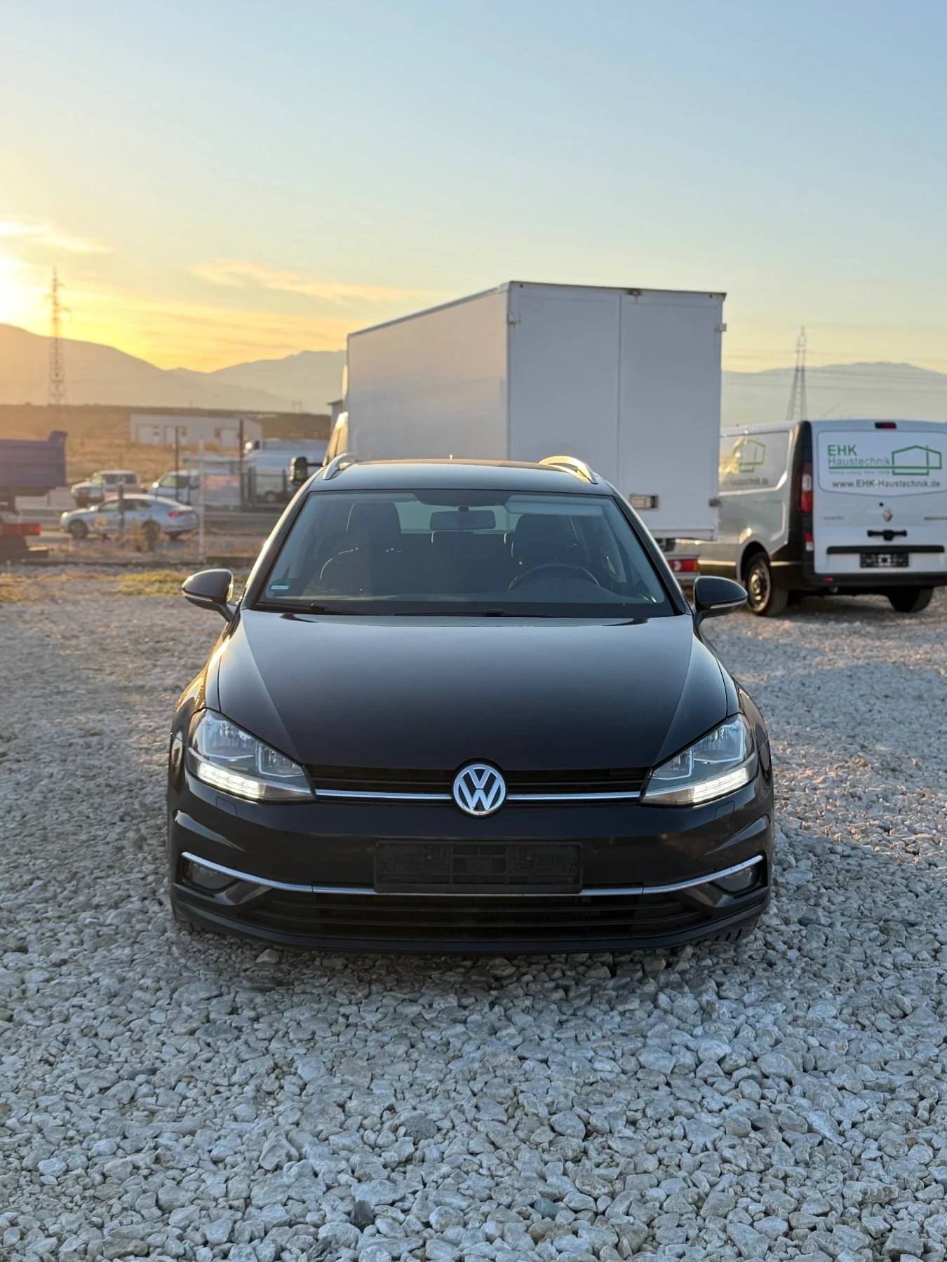 VW Golf GOLF 7 2.0TDI Ръчка!!, снимка 1