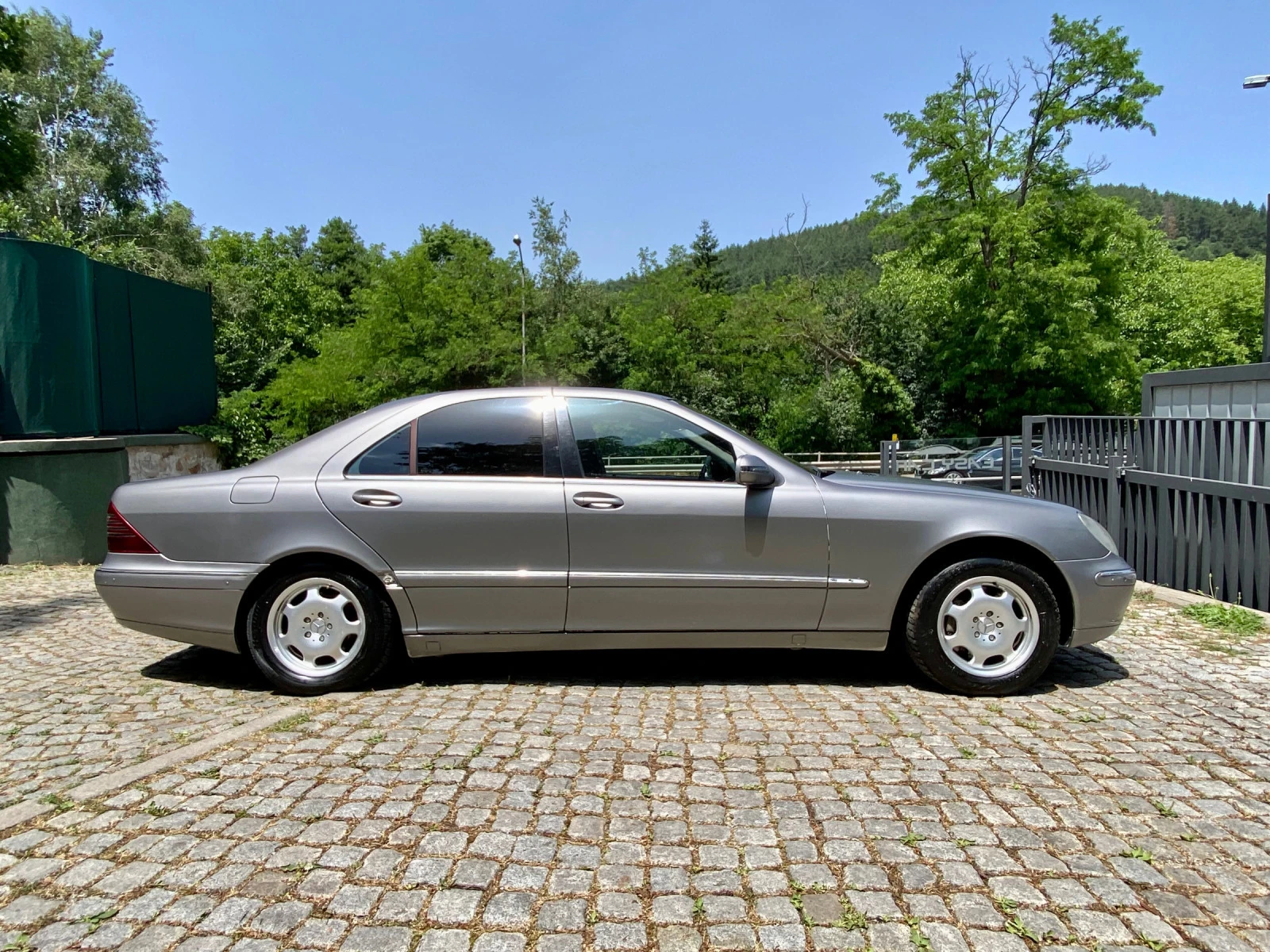 Mercedes-Benz S 320 FACELIFT-2005г - изображение 2