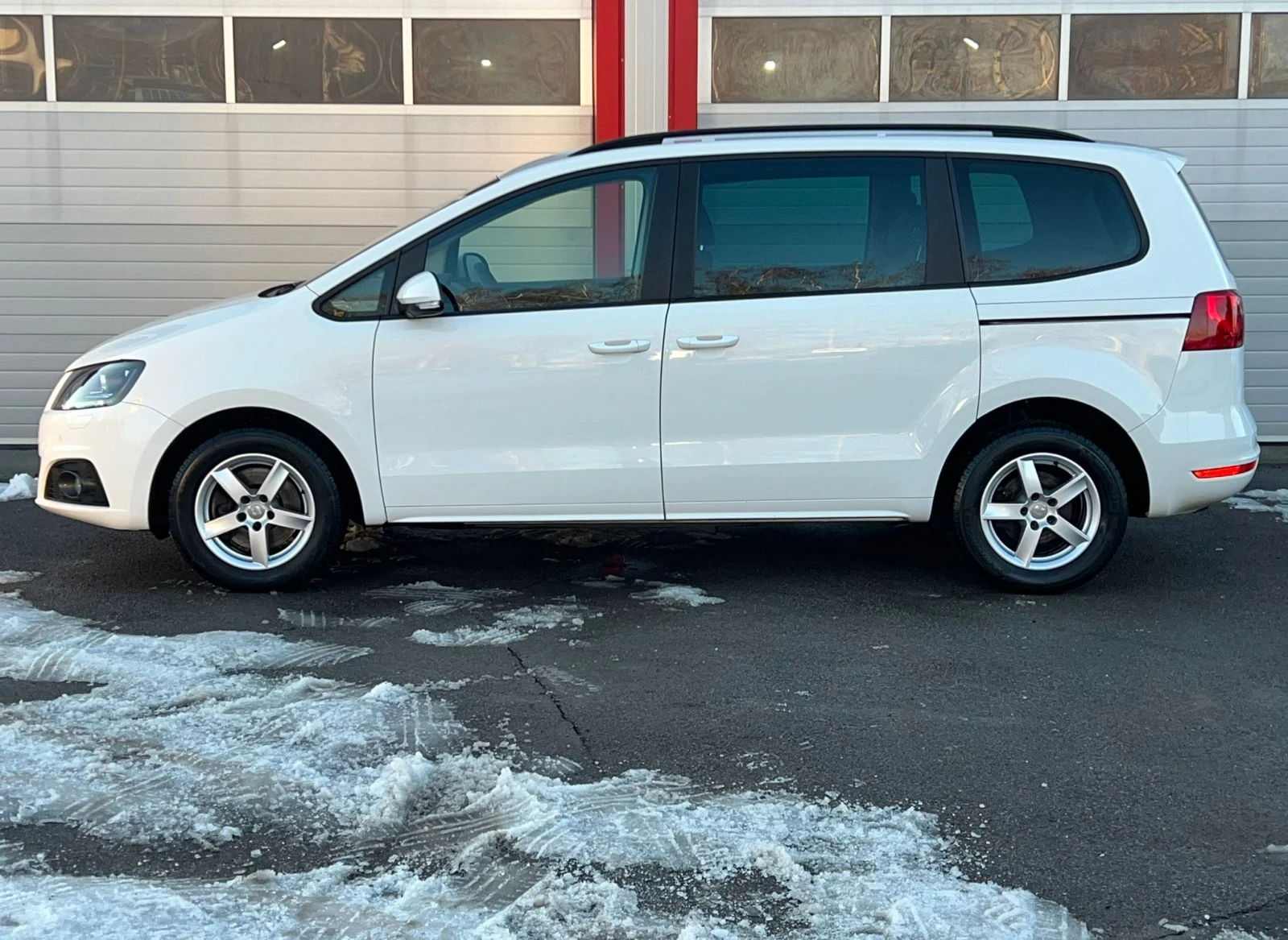 Seat Alhambra 2.0TDI KLIMATRONIK 6-СКОРОСТИ EVRO 5A - изображение 6