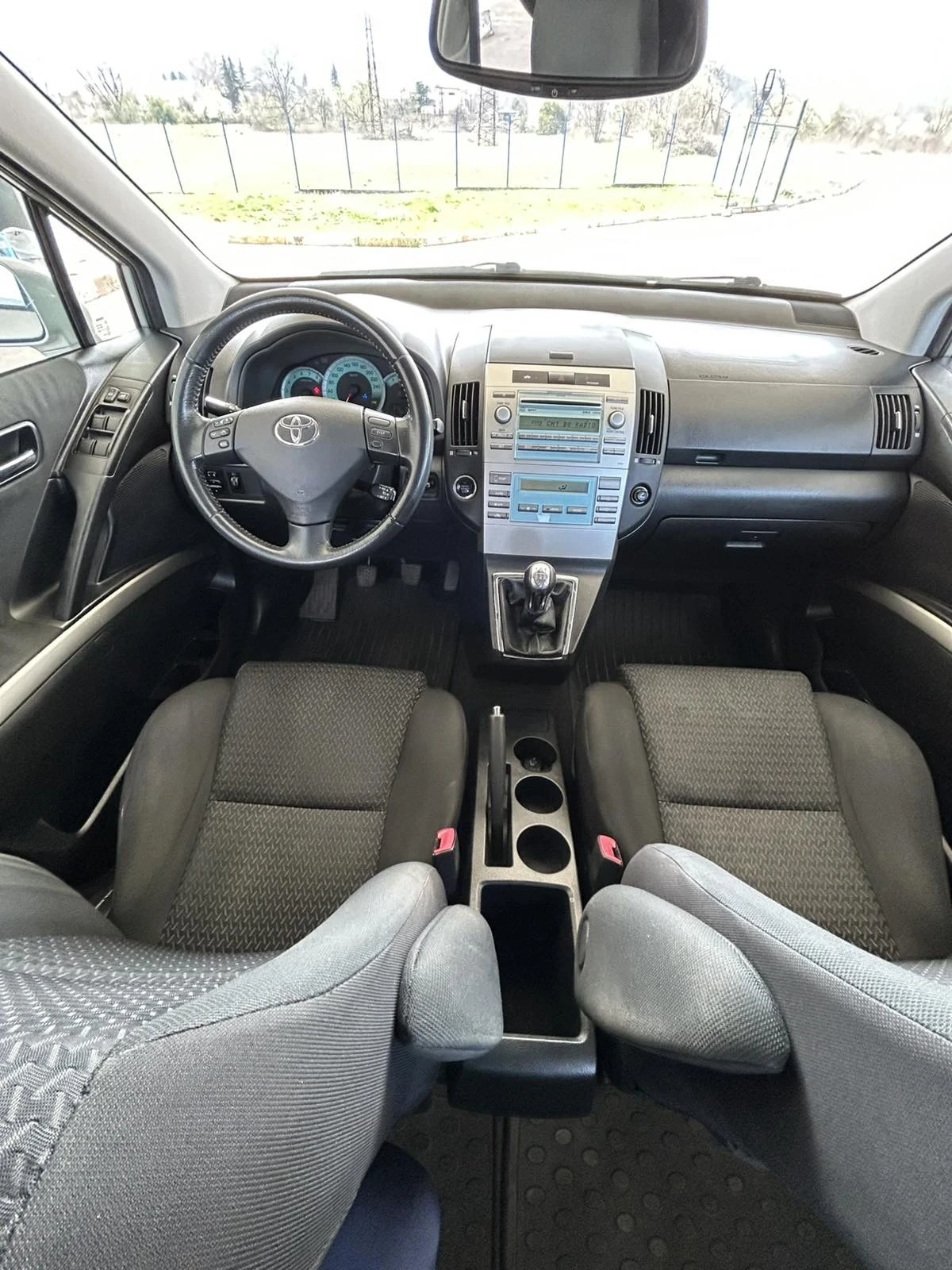 Toyota Corolla verso  бензин, 180000км, 2008г - изображение 7