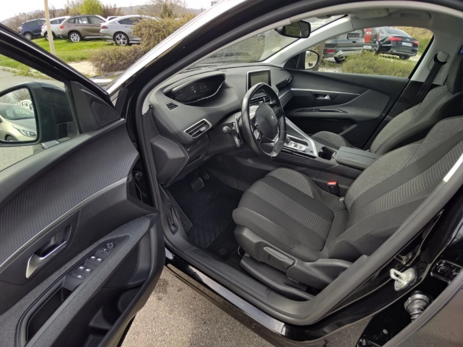Peugeot 3008 1.5BlueHDI - изображение 10
