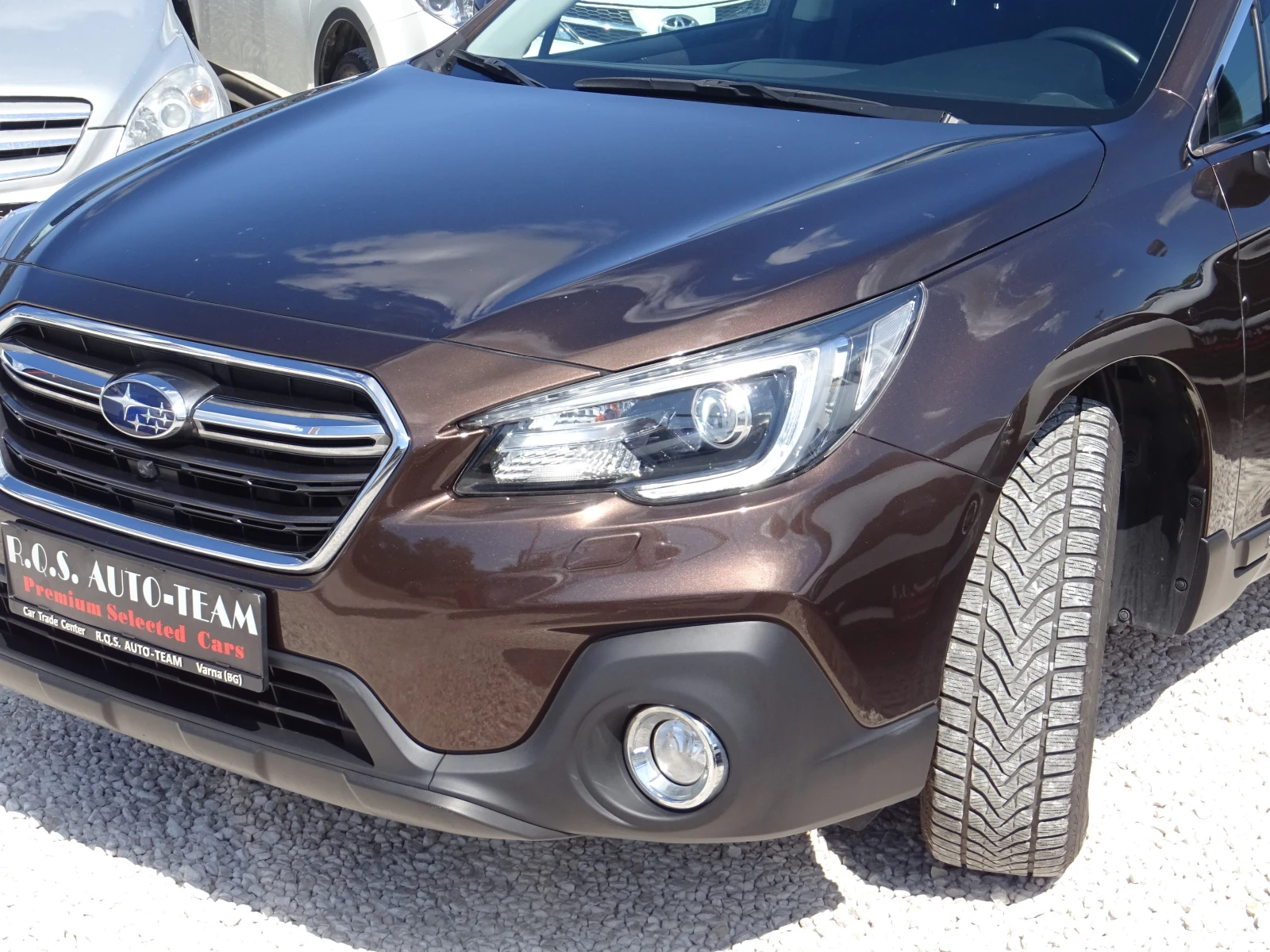 Subaru Outback 2.5i 175kc Lineartronic Symmetrical AWD Premium - изображение 3