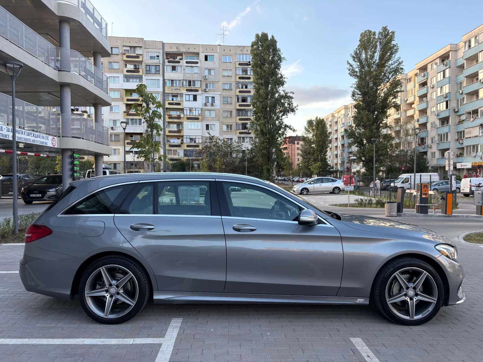 Mercedes-Benz C 220 FULL LED/AMG Package/Automatic  - изображение 7