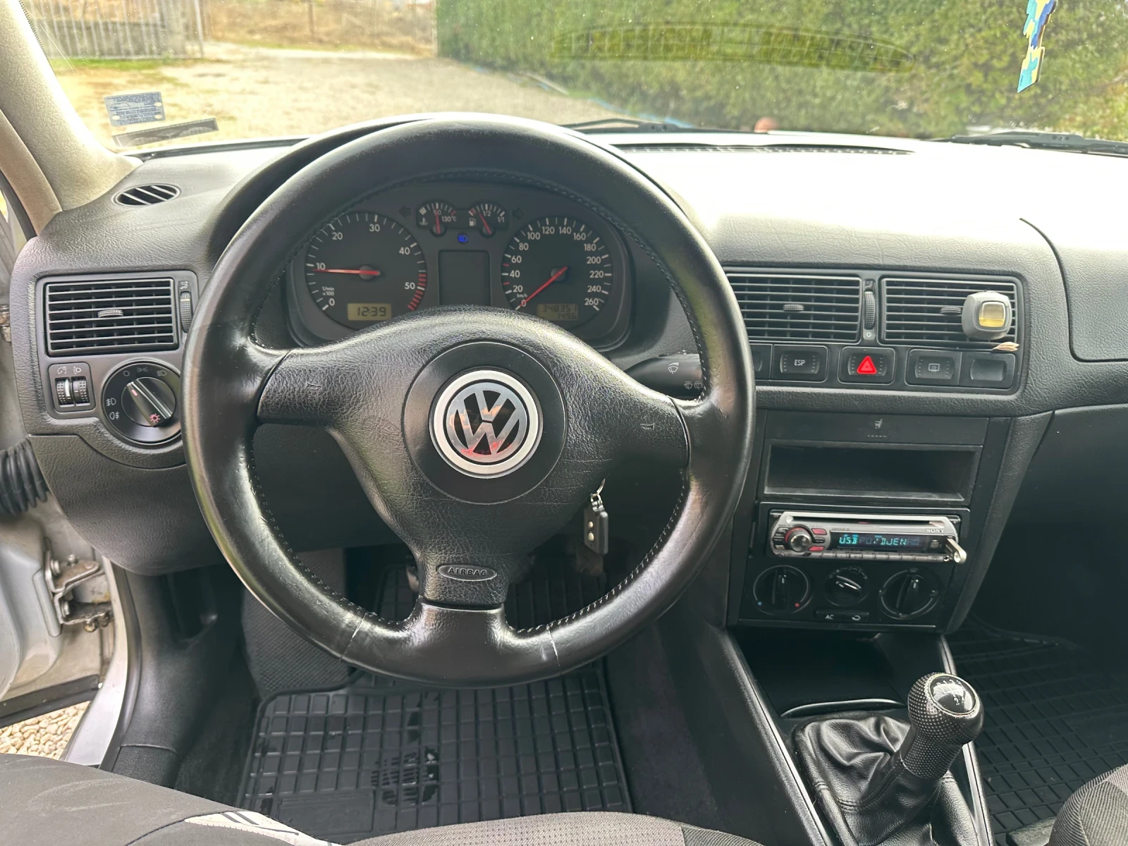 VW Golf 1.9тди 116коня 6ск. ПОМПА ДЮЗА БЕЗ ТОЧКА РЪЖДА!! - изображение 10