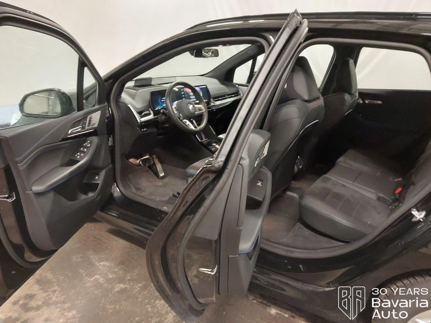 BMW 220 d Active Tourer M Sport Paket Sportautomatic | Mobile.bg   5