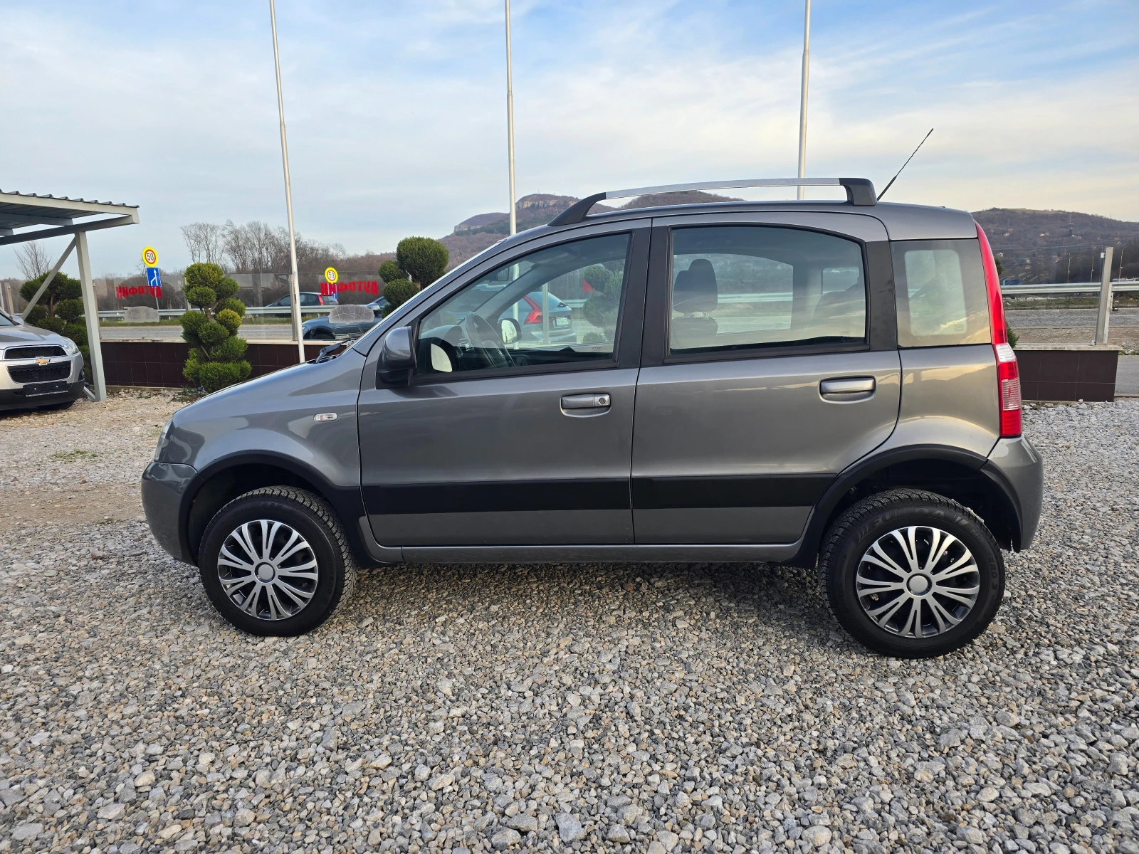 Fiat Panda 1, 2 I КЛИМАТИК !!4X4!! НОВ ВНОС !! - изображение 2