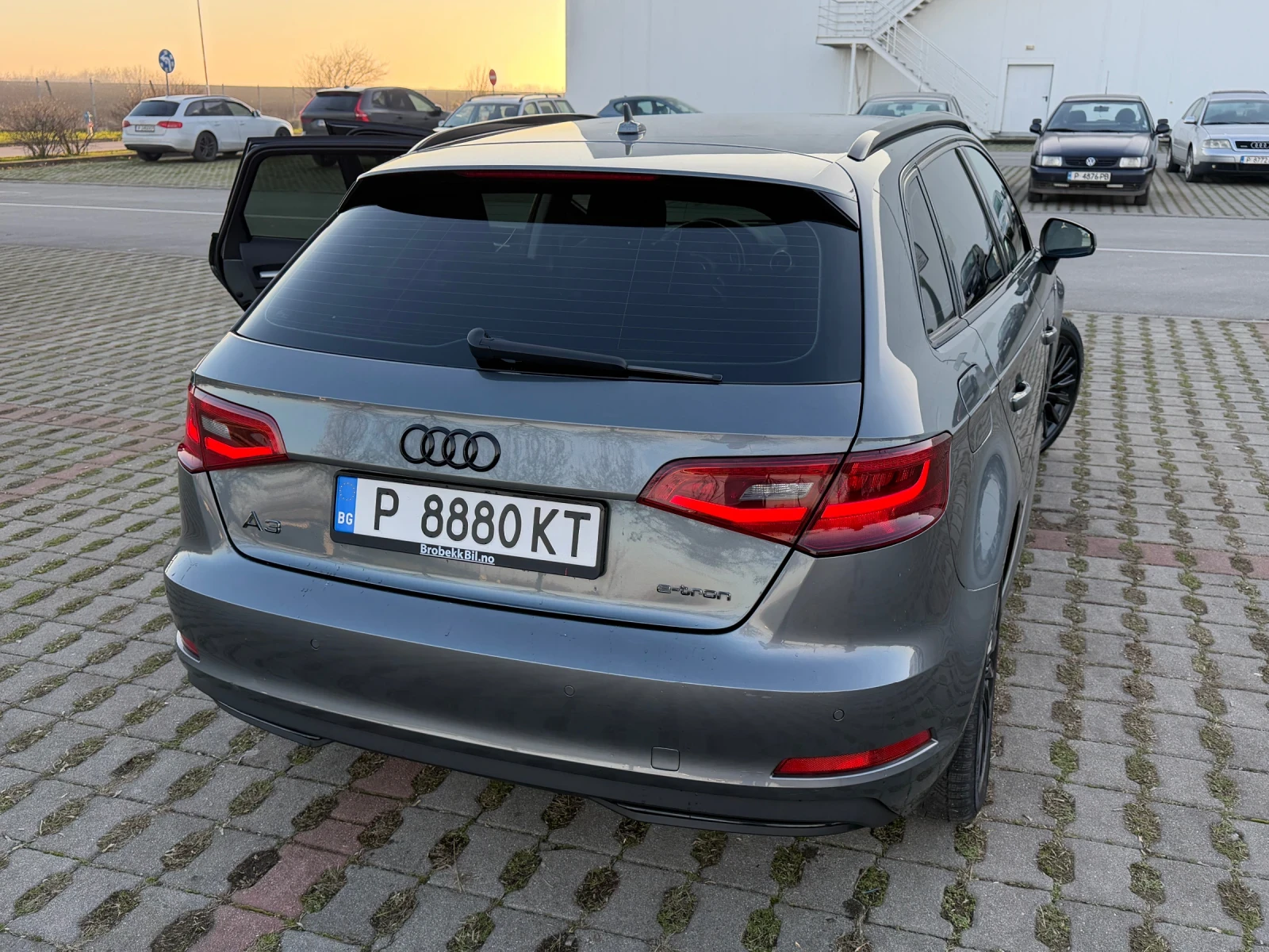 Audi A3 E Tron - изображение 9