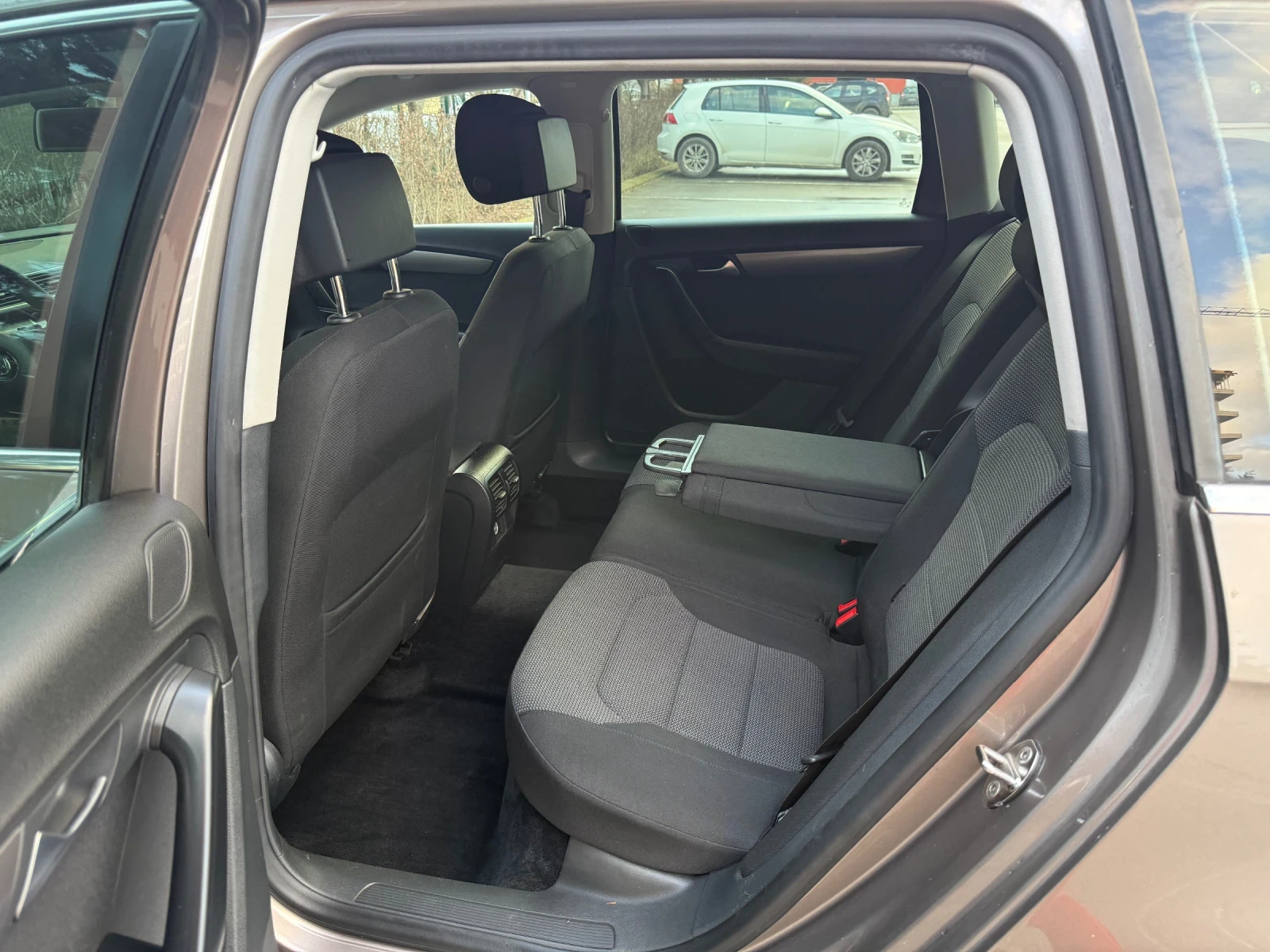 VW Passat 2.0TDi/DSG | Mobile.bg � ����������� 13
