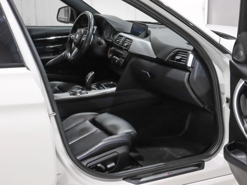 BMW 340  xDrive / Premium Enhanced Pkg / Harmon/Kardon - изображение 9