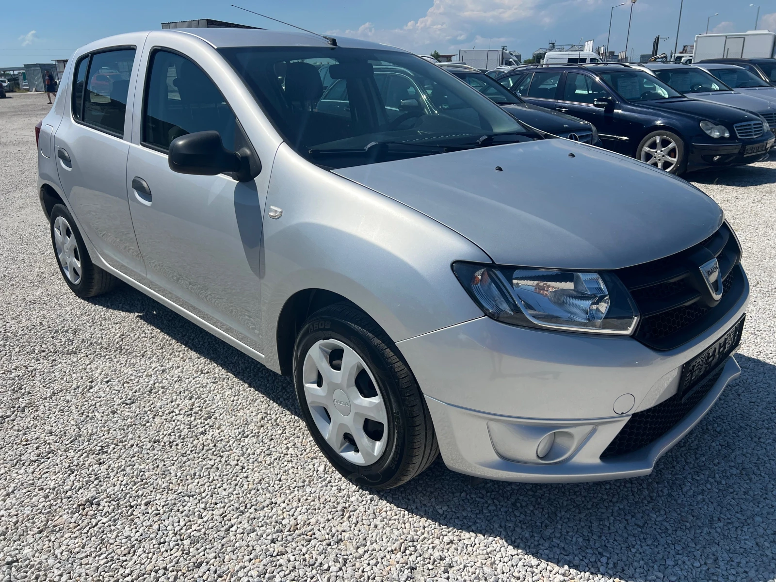Dacia Sandero 1.5dci | Mobile.bg � ����������� 2