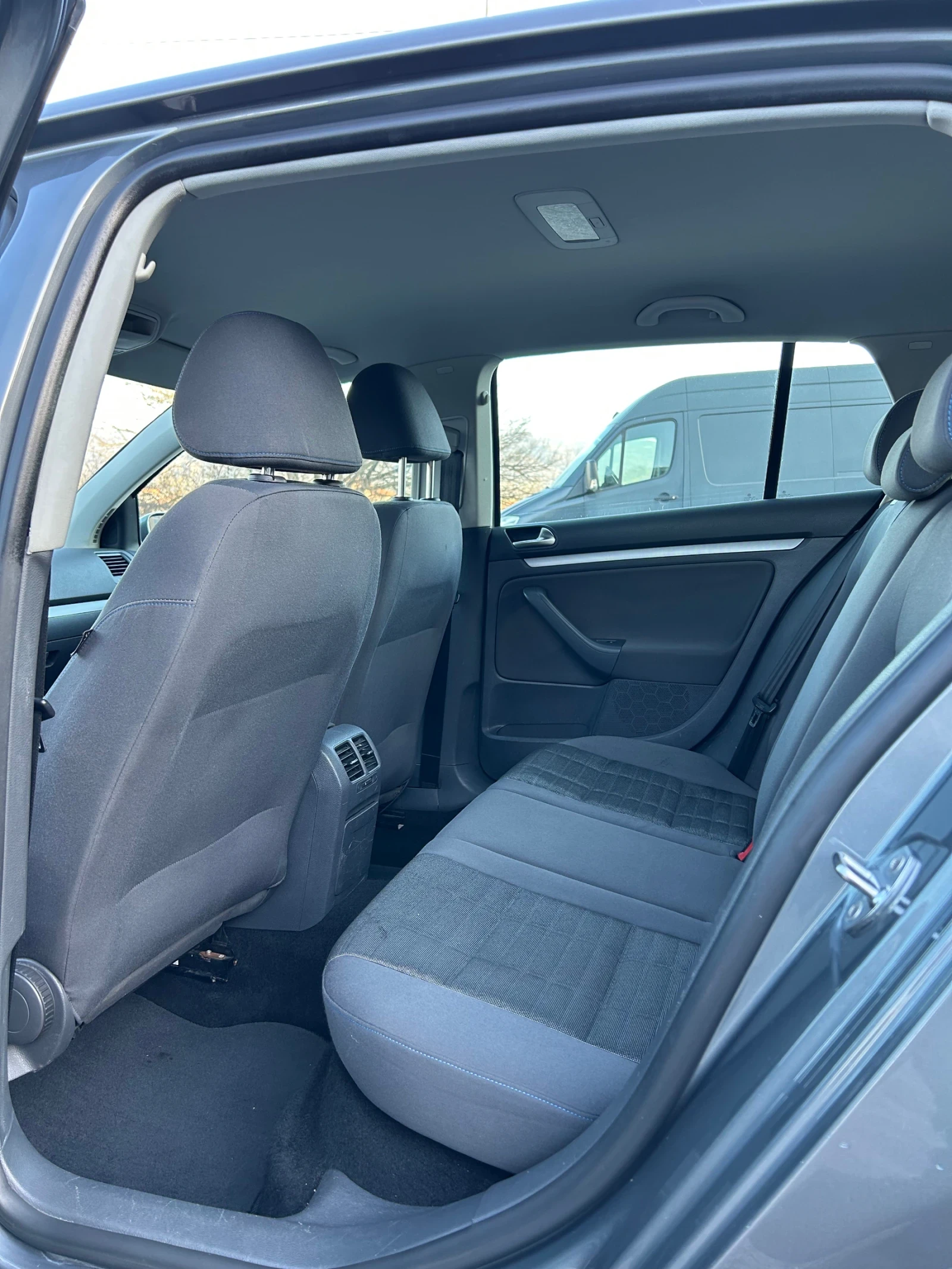 VW Golf 1.9 TD?, снимка 12 - Автомобили и джипове - 53828769