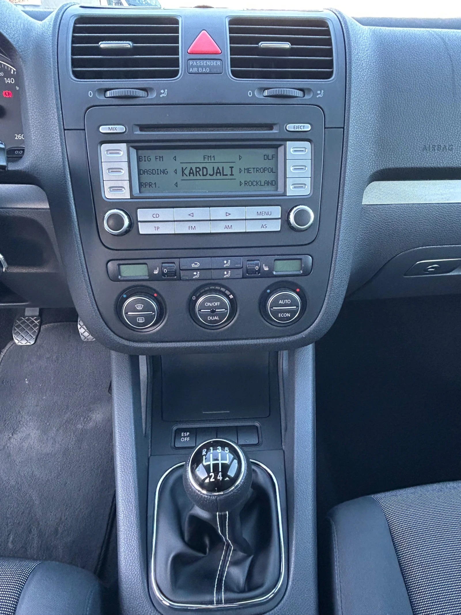 VW Golf 1.9 TD?, снимка 11 - Автомобили и джипове - 53828769