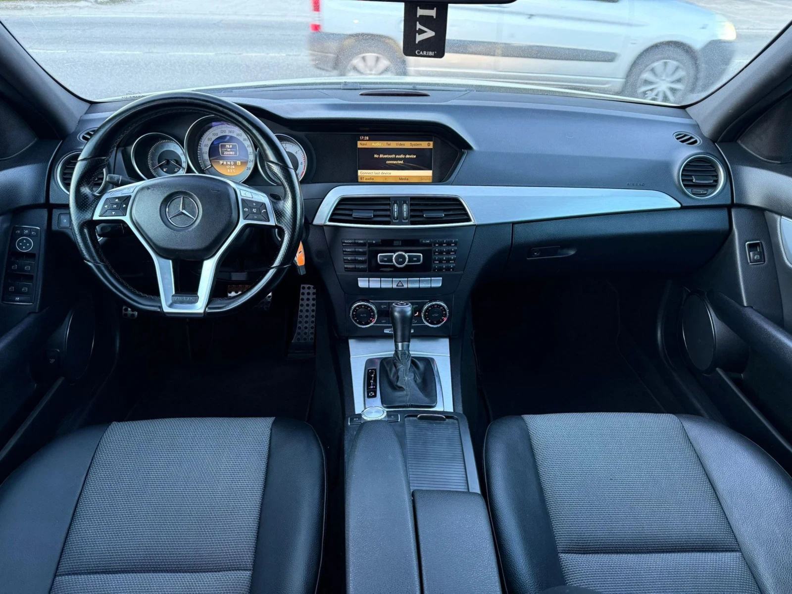 Mercedes-Benz C 250 2.2CDI 204 k.c. 4 matic AMG Панорама Топ Топ, снимка 12 - Автомобили и джипове - 54164300