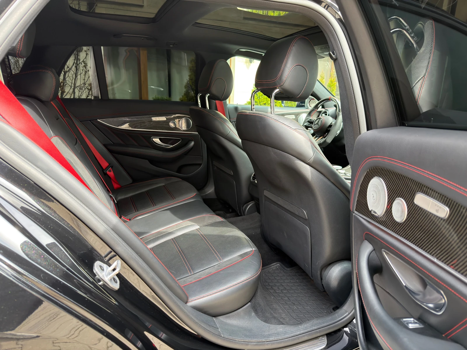 Mercedes-Benz E 53 AMG 4MATIC-CARBON-HEAD UP-NAVI-PANO-DIGITAL-BURMESTER*, снимка 11 - Автомобили и джипове - 54191048