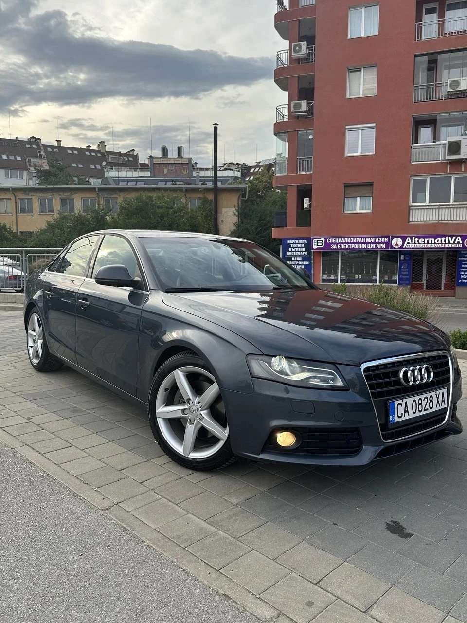 Audi A4, снимка 2 - Автомобили и джипове - 54323069