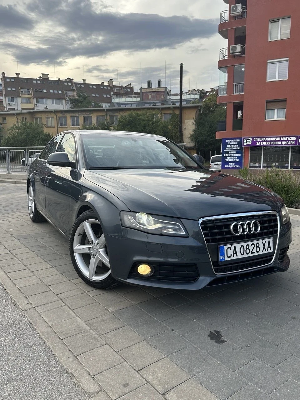 Audi A4, снимка 7 - Автомобили и джипове - 54323069