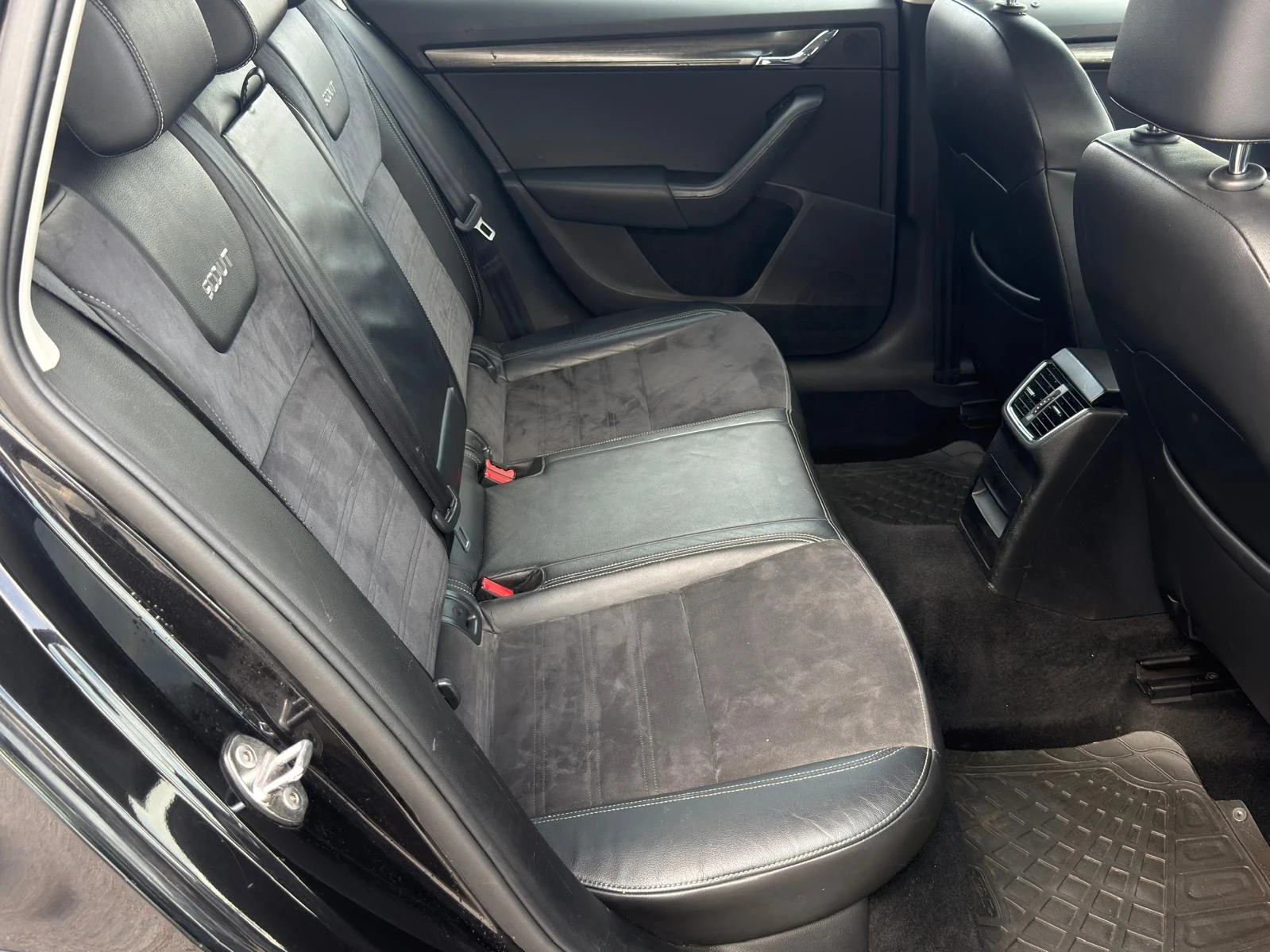 Skoda Octavia 2.0TDI* 2018�* SCOUT* 214.000KM* �������� �������* | Mobile.bg � ����������� 10