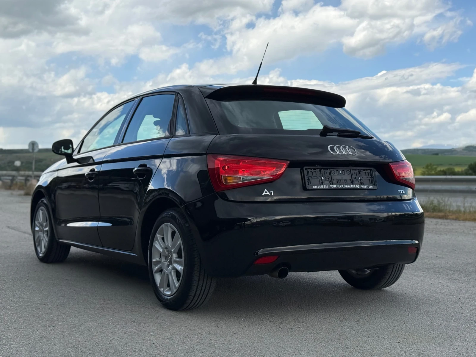 Audi A1 1.6-TDI-90k.s-NAVI-179.000km-TOP-NEW-SPORTBACK | Mobile.bg � ����������� 4
