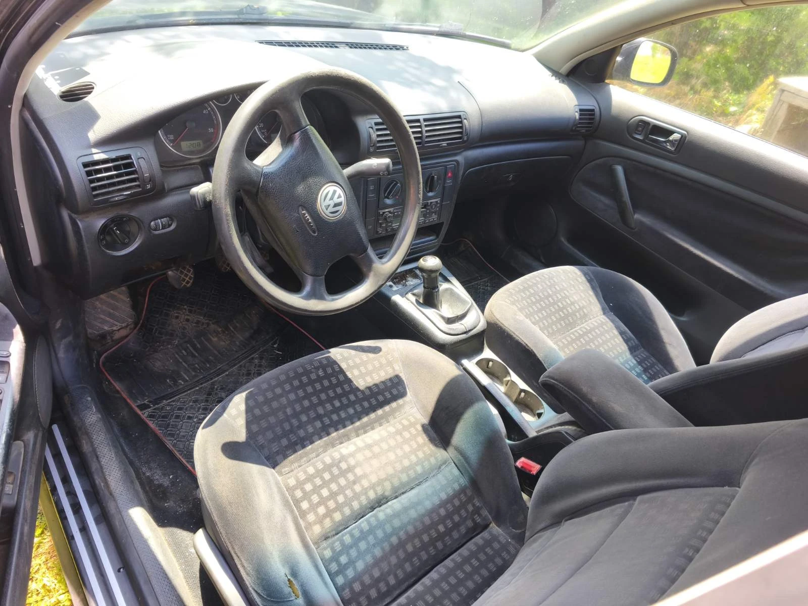 VW Passat, снимка 3 - Автомобили и джипове - 55098933