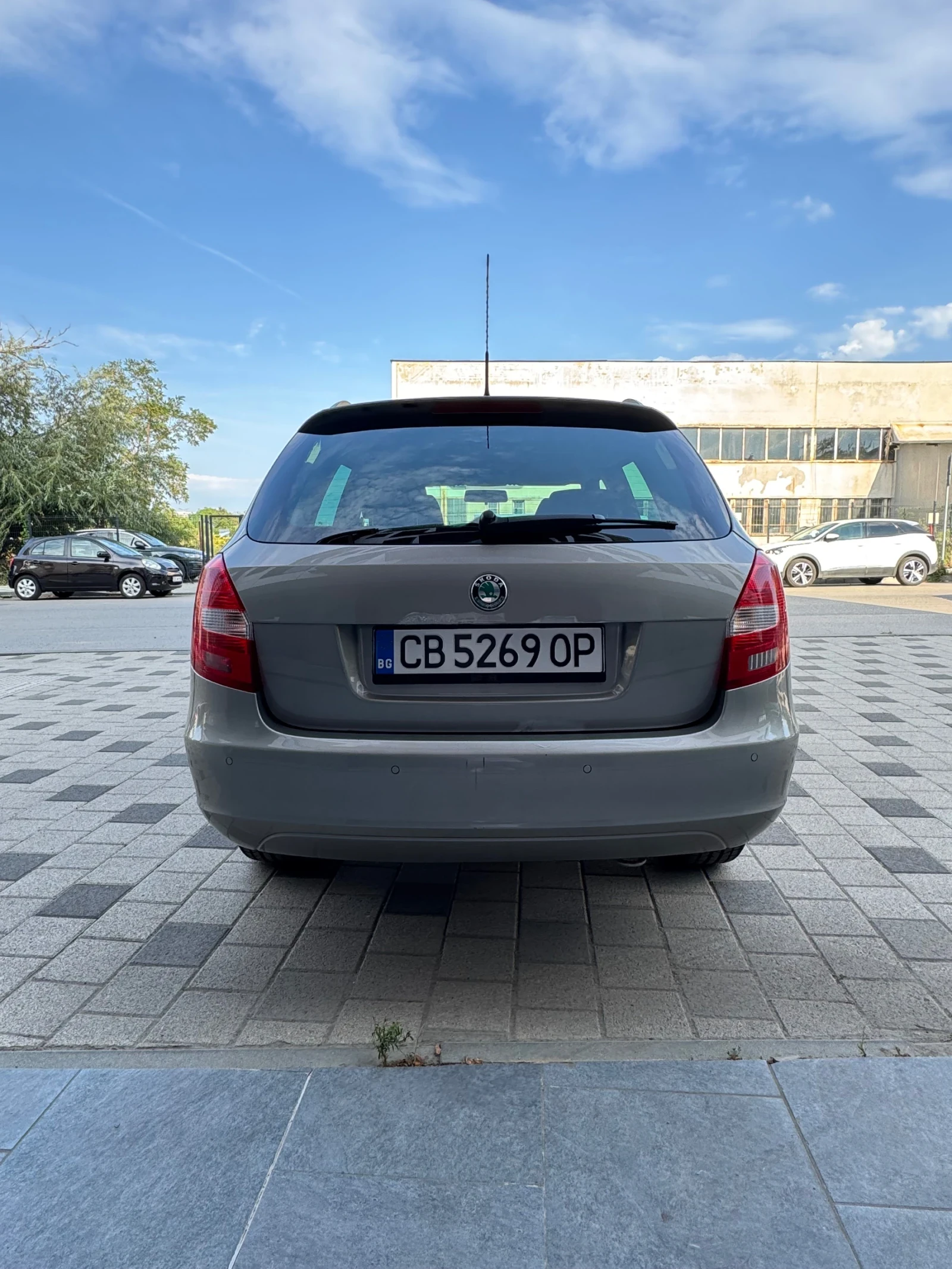 Skoda Fabia, снимка 7 - Автомобили и джипове - 55801308