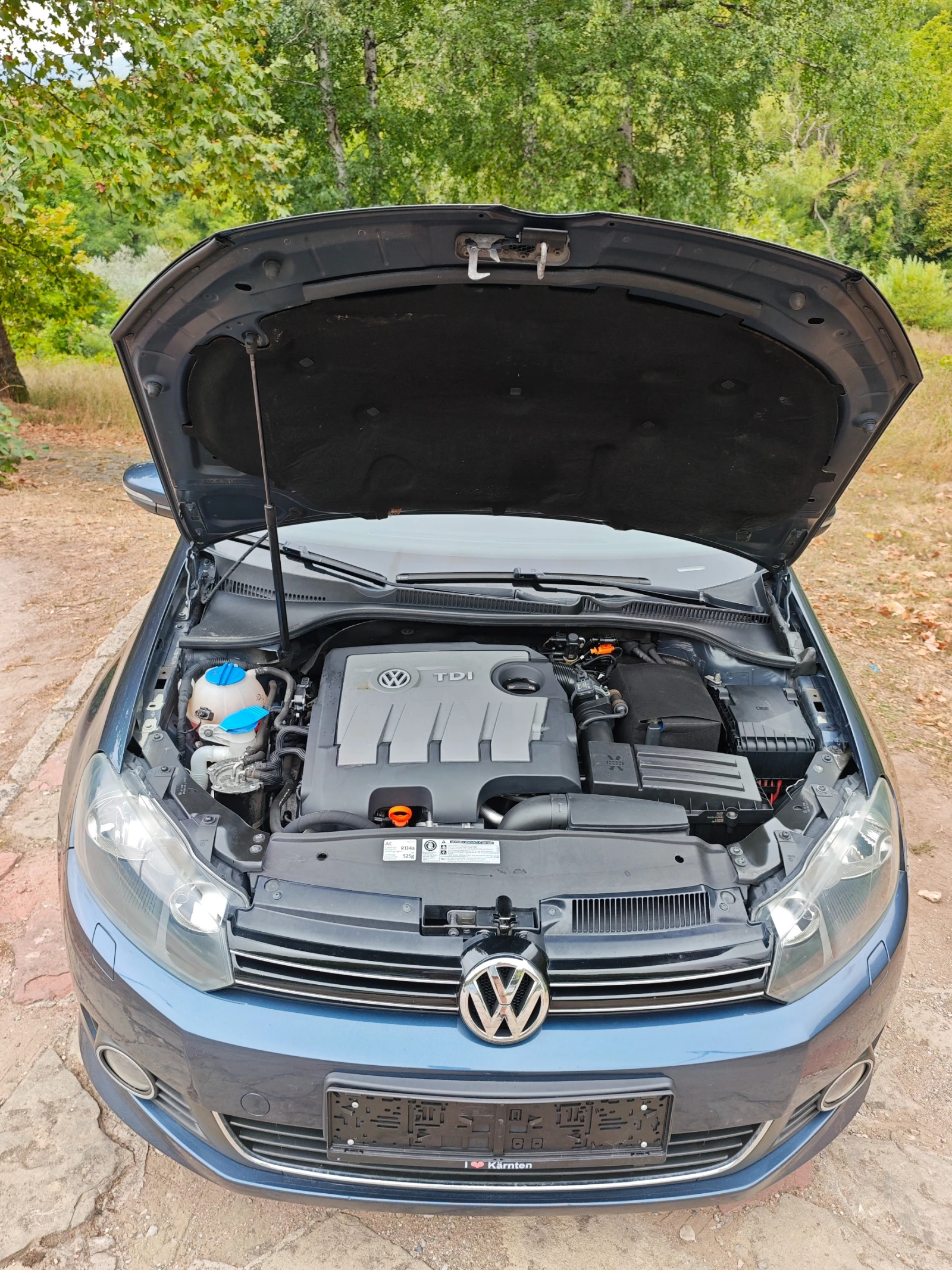 VW Golf 1.6ТDI НОВ ВНОС, снимка 12 - Автомобили и джипове - 55941909