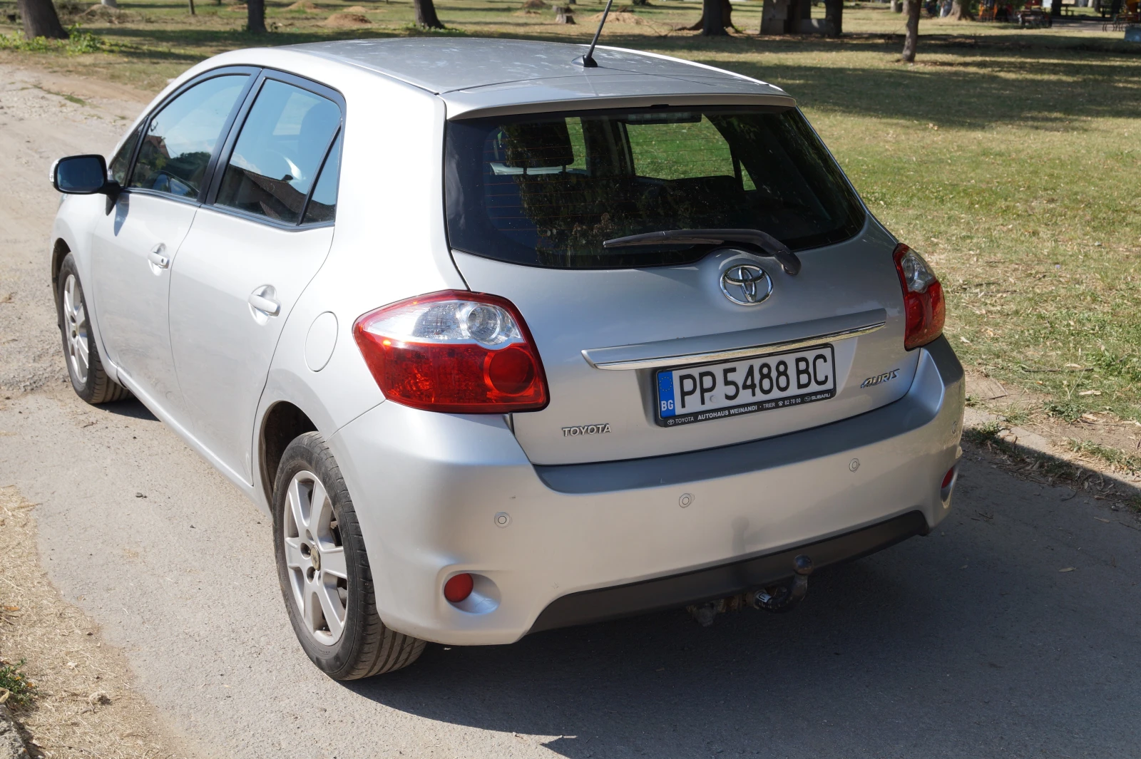 Toyota Auris, снимка 3 - Автомобили и джипове - 55958014