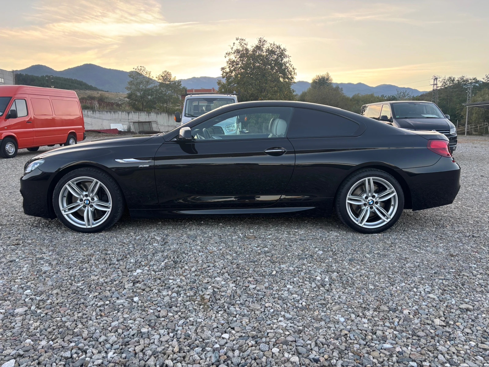 BMW 650 M-pack  X-drive Coupe 29000KM, снимка 6 - Автомобили и джипове - 56329138