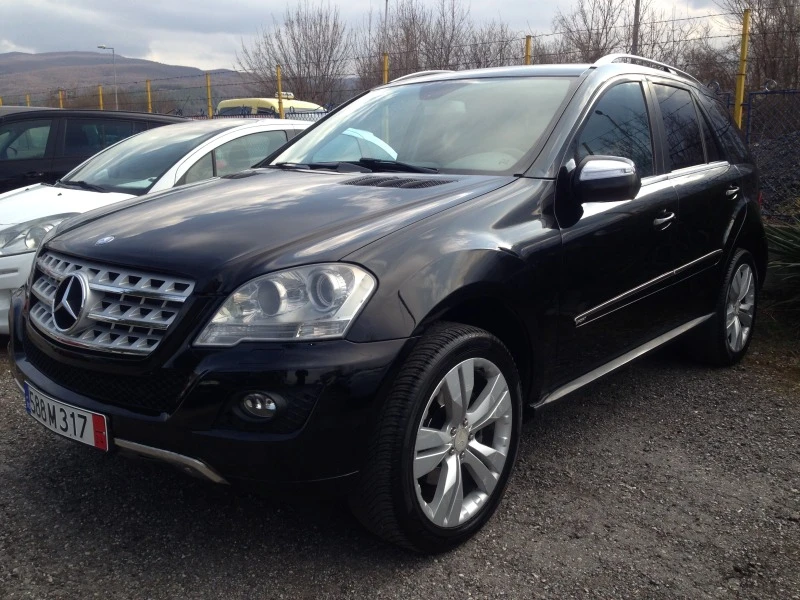 Mercedes-Benz ML 320 cdi4maticFACE/FULLopt/SPORT/Алкантара, снимка 1 - Автомобили и джипове - 44649929