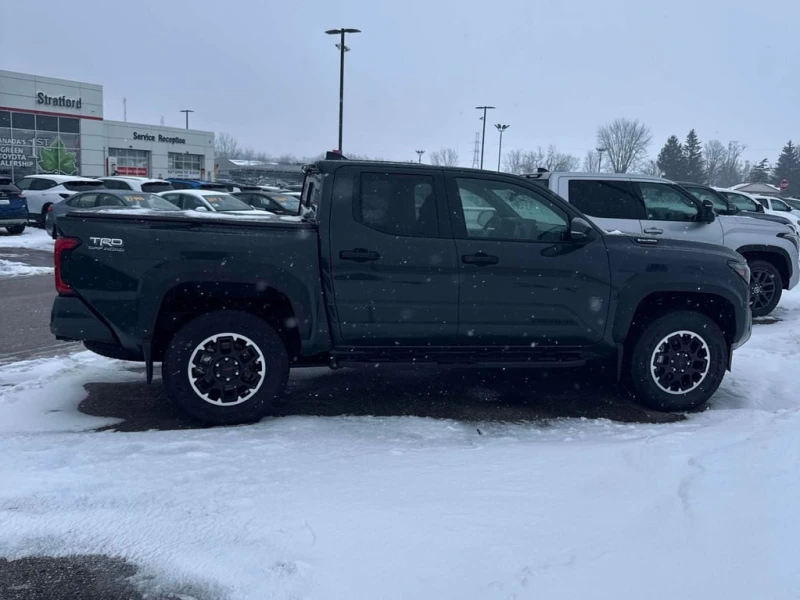 Toyota Tacoma * Hybrid * CARFAX * БЕЗ ПЪРВОНАЧАЛНА ВНОСКА, снимка 3 - Автомобили и джипове - 52990854