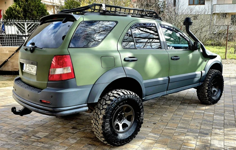 Kia Sorento 2.5 CRD, снимка 4 - Автомобили и джипове - 53024853