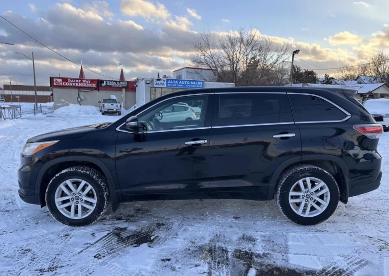 Toyota Highlander Без Инциденти * * 7 Места * * Платнен Салон * * , снимка 2 - Автомобили и джипове - 53351971