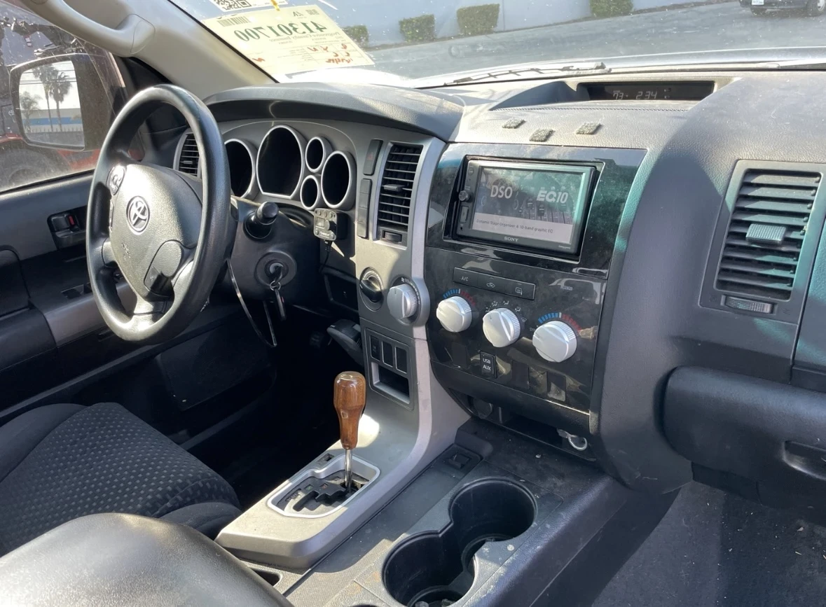 Toyota Tundra 5.7 4x4 - изображение 6