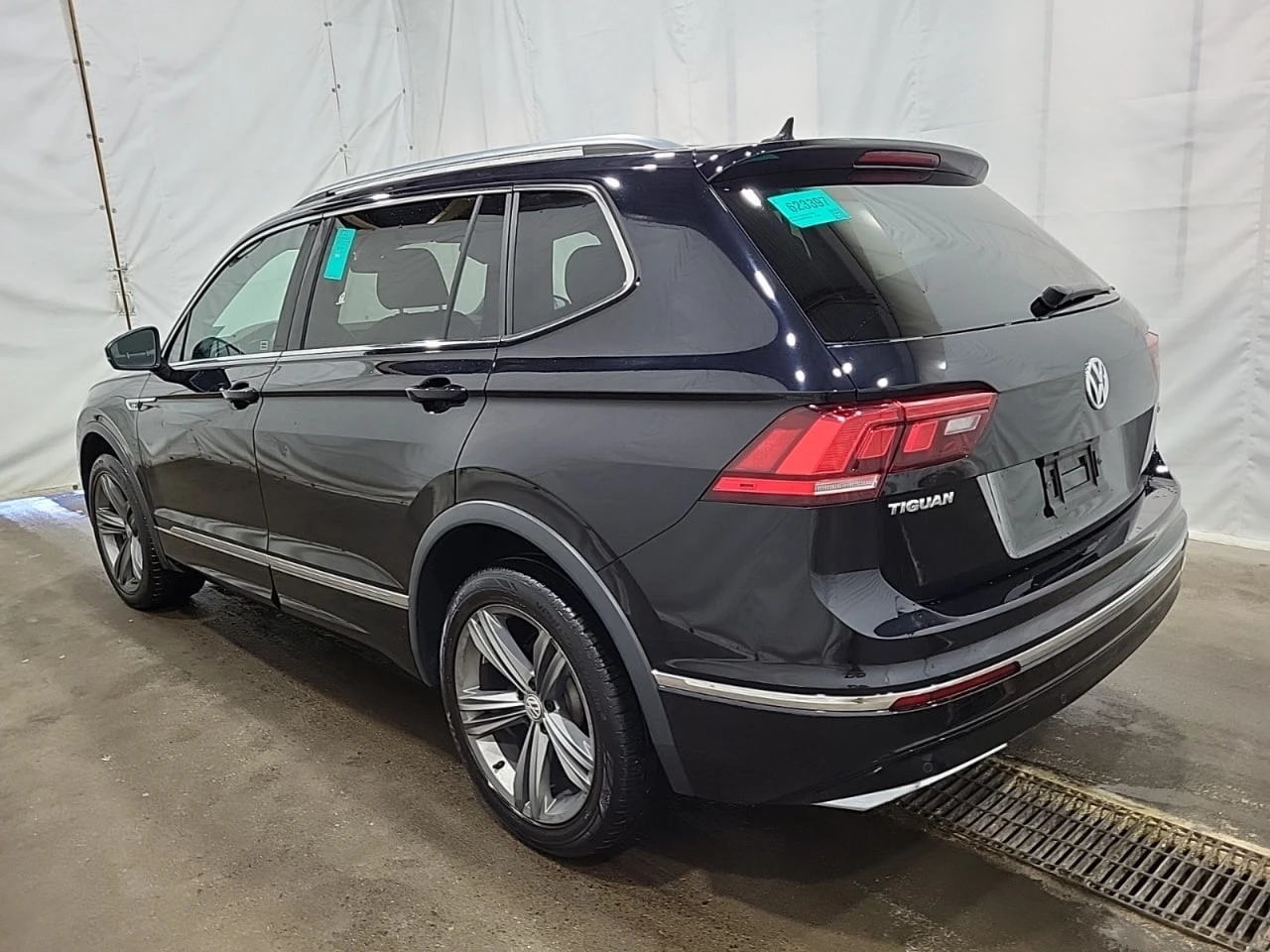 VW Tiguan * HIGHLINE* CARFAX* АВТОФИНАНСИРАНЕ*  - изображение 3