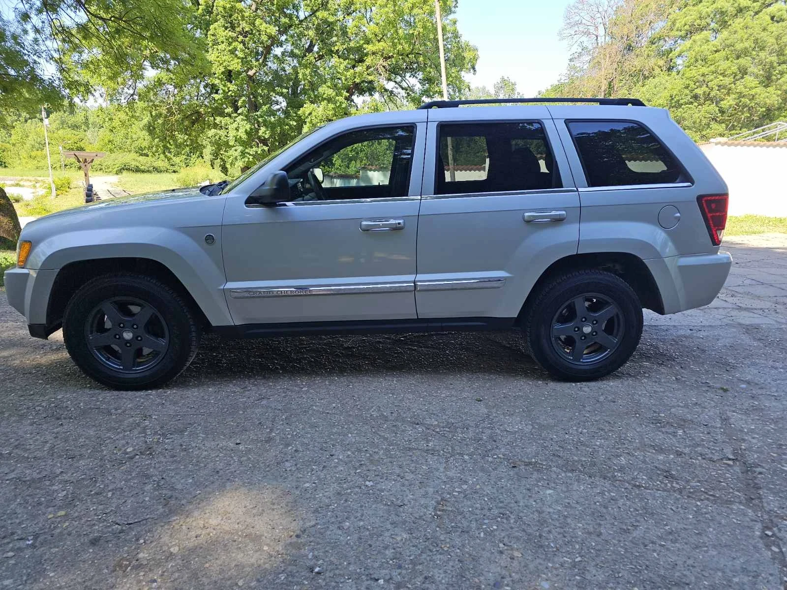 Jeep Grand cherokee 5.7 HEMI - изображение 3