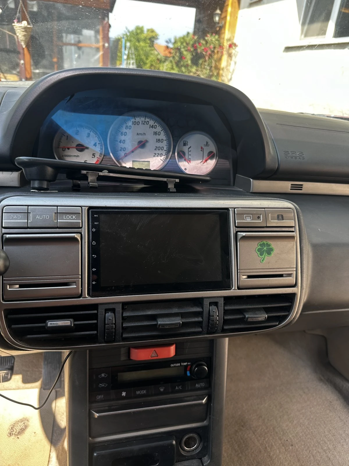 Nissan X-trail 2.2 dci - изображение 6