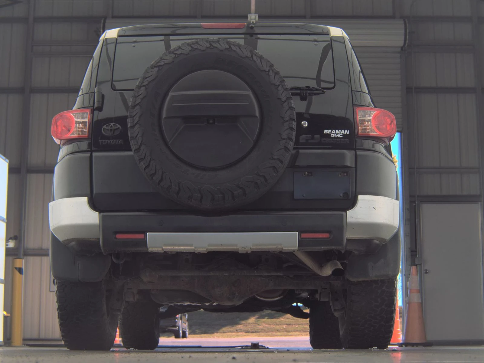 Toyota Fj cruiser 2010 Toyota FJ Cruiser w/Rear Doors - изображение 6