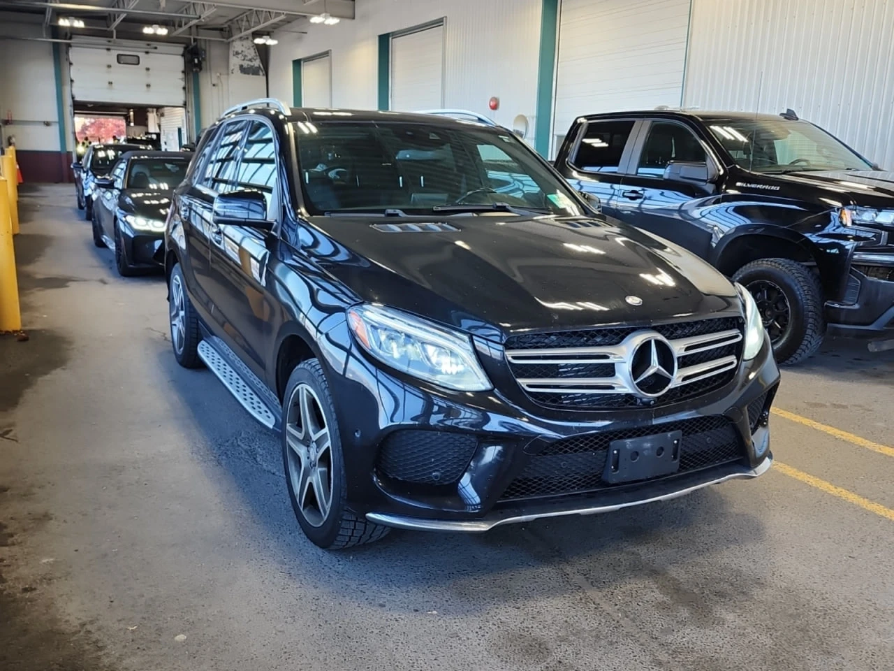Mercedes-Benz GLE 350 * АВТО КРЕДИТ* ЦЕНА ДО БГ * СЕРВИЗНА ИСТОРИЯ *  - изображение 2