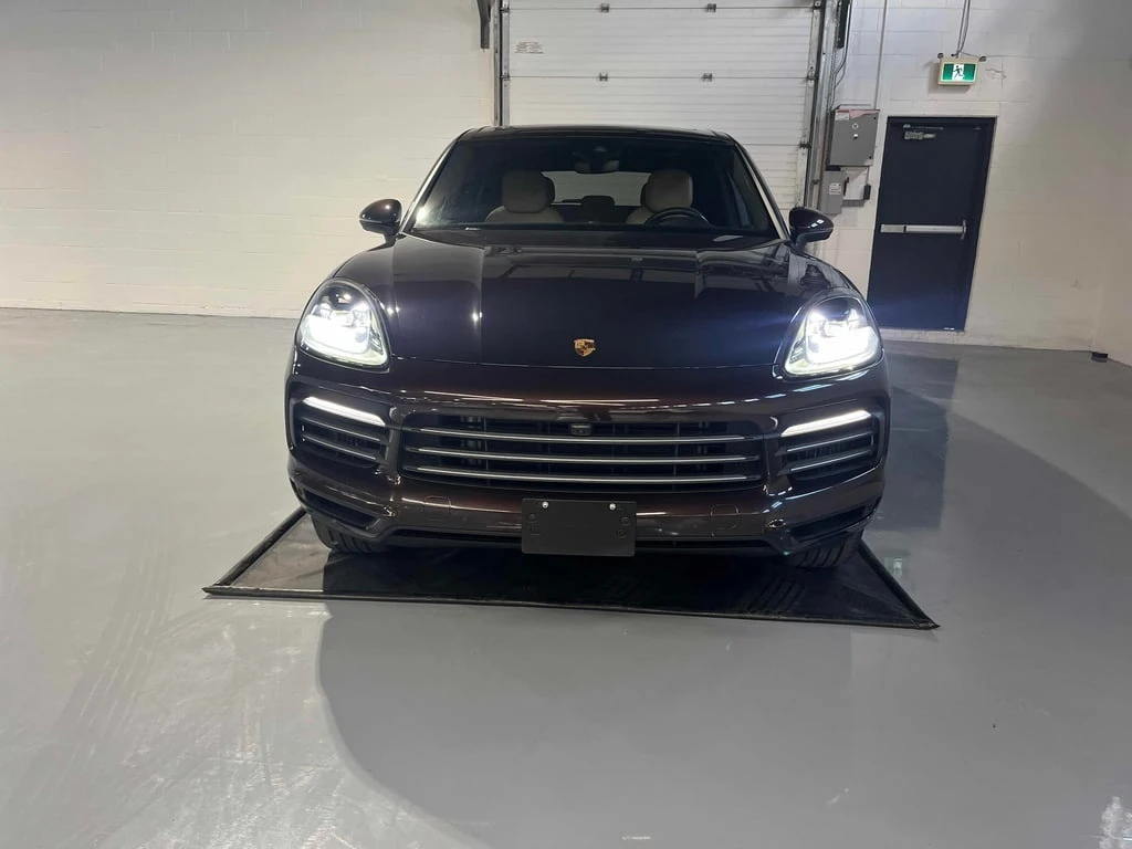 Porsche Cayenne 2022 AWD * CARFAX * БЕЗ ПЪРВОНАЧАЛНА ВНОСКА - изображение 2