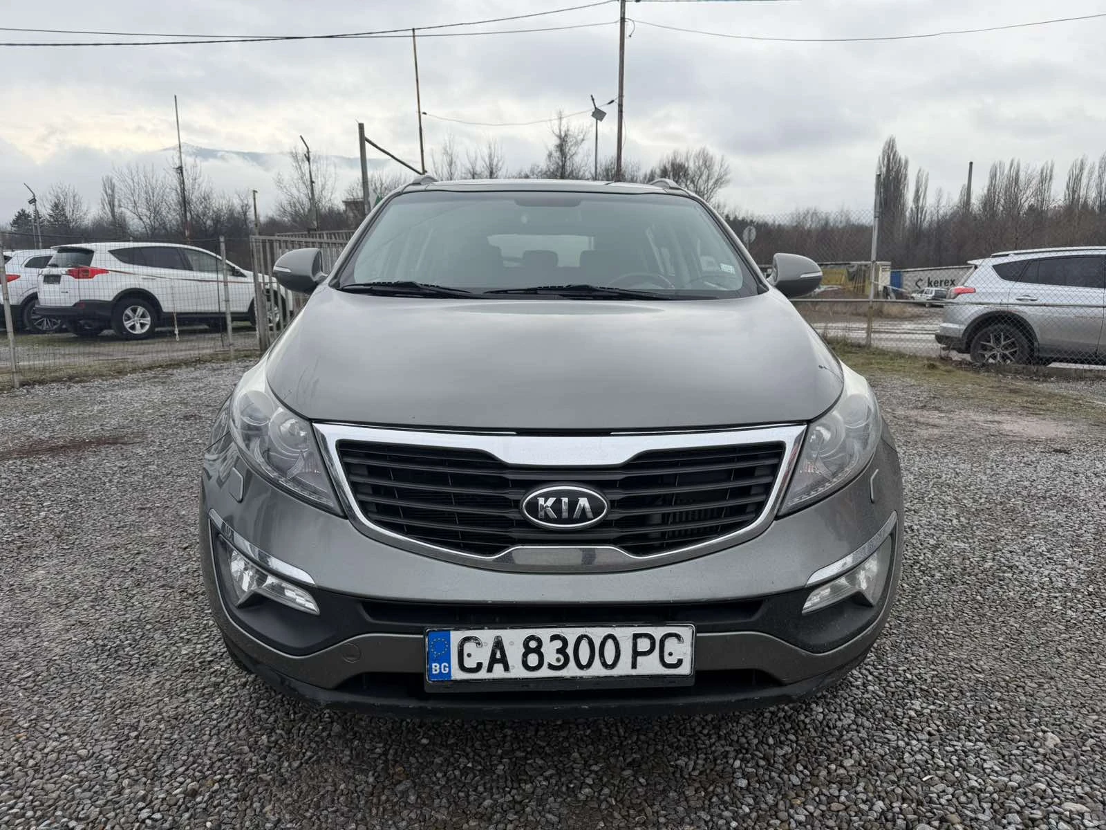 Kia Sportage 2.0CRDI/АВТОМАТИК - изображение 2