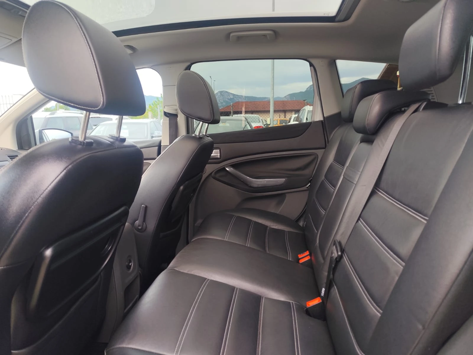 Ford Kuga 2.0 дизел 4х4 , снимка 13 - Автомобили и джипове - 54579627