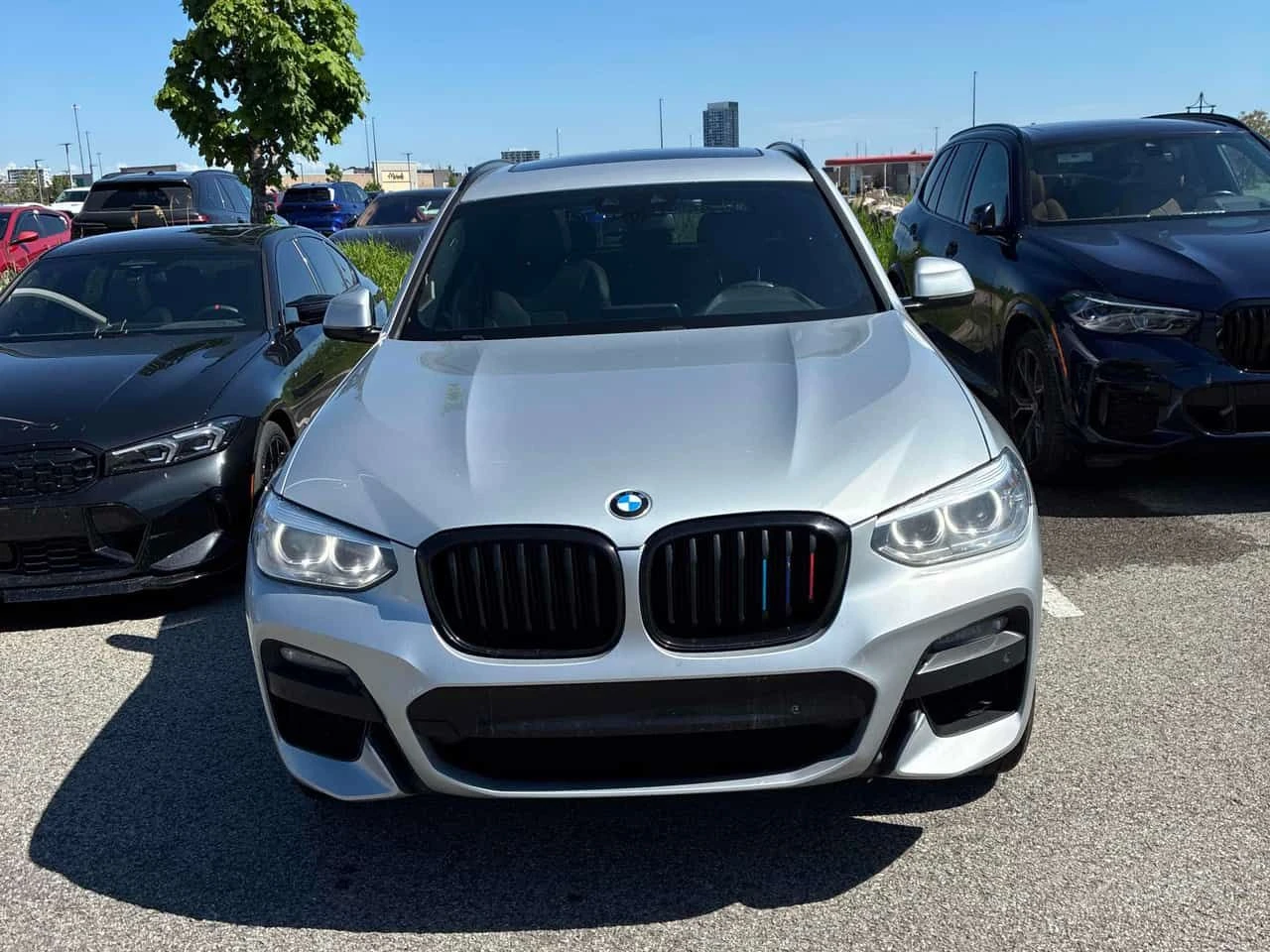 BMW X3 xDrive30i/ПАНОРАМА/ПОДГРЕВИ/АВТОФИНАНСИРАНЕ, снимка 2 - Автомобили и джипове - 54742435