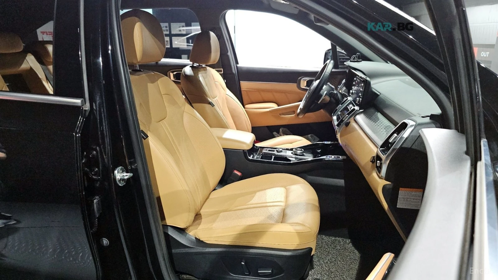 Kia Sorento HEV-1.6* NOBLESSE* BLIND SPOT* DIGITAL* , снимка 13 - Автомобили и джипове - 54813095
