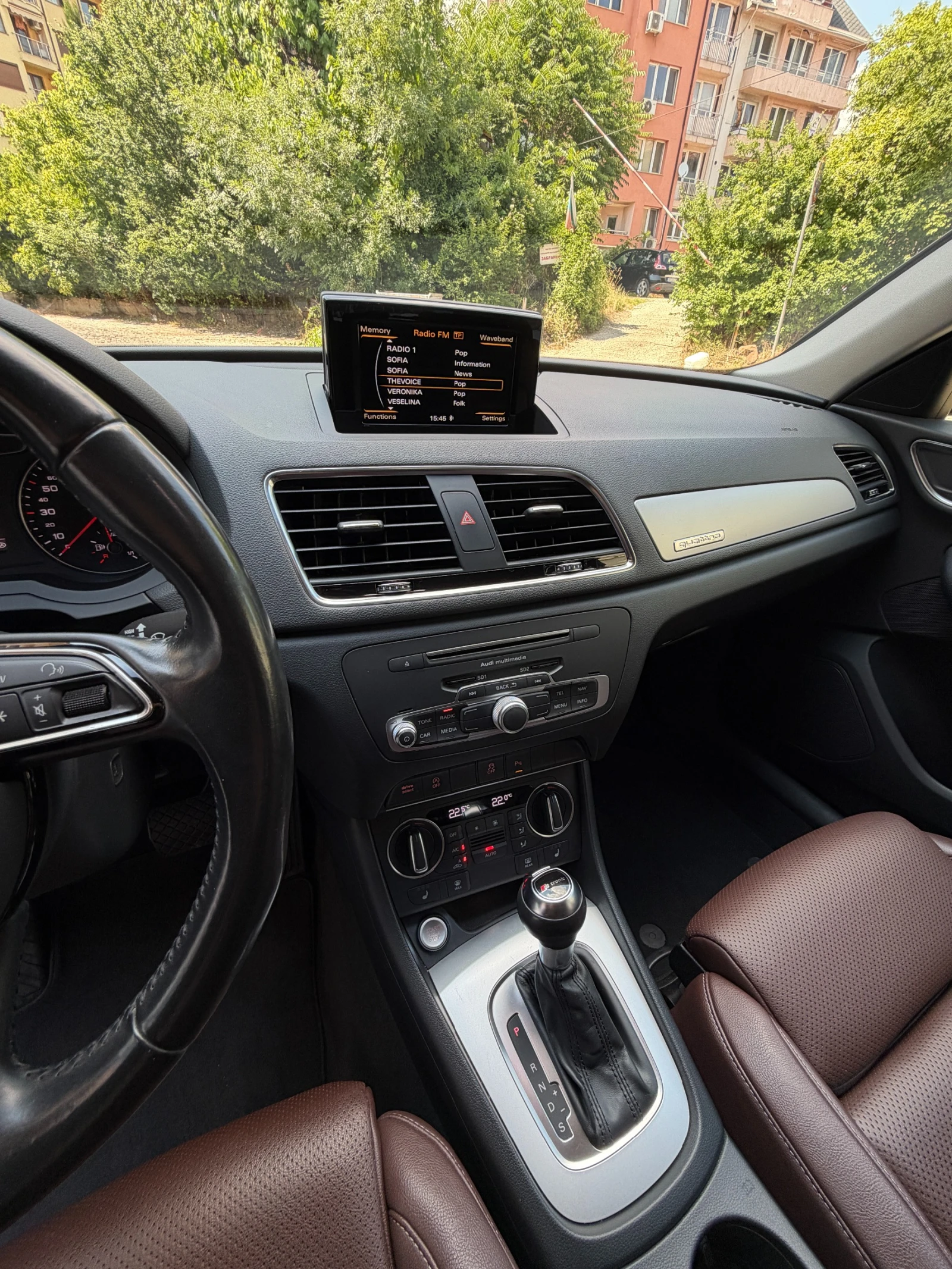 Audi Q3 2.0 TDI Quattro, снимка 11 - Автомобили и джипове - 55071036