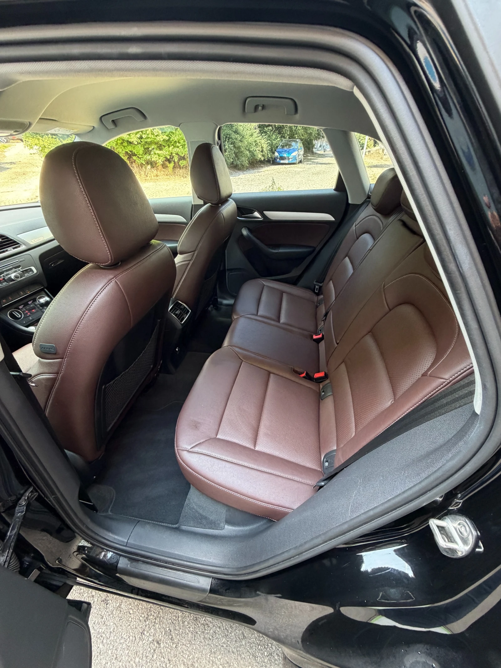 Audi Q3 2.0 TDI Quattro, снимка 12 - Автомобили и джипове - 55071036