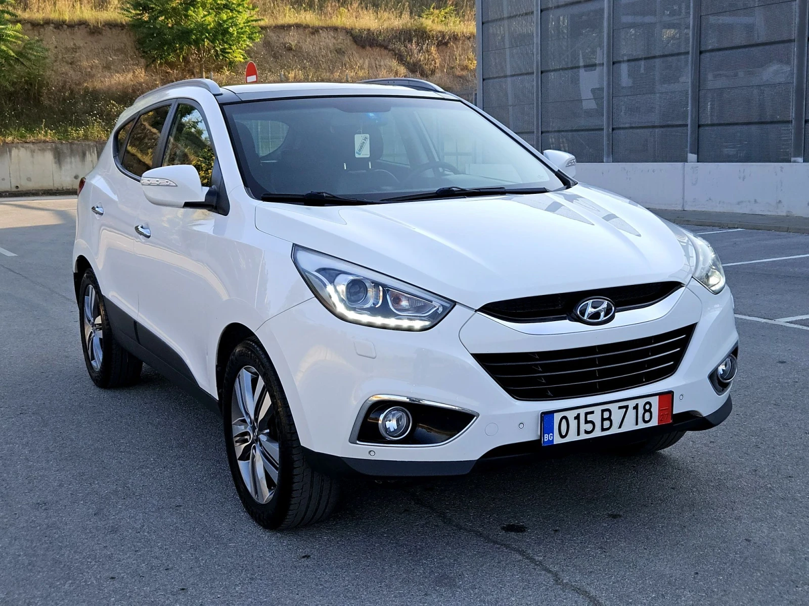 Hyundai IX35 2.0 ФЕЙСЛИФТ  VERTEX 4X4, снимка 3 - Автомобили и джипове - 55608273