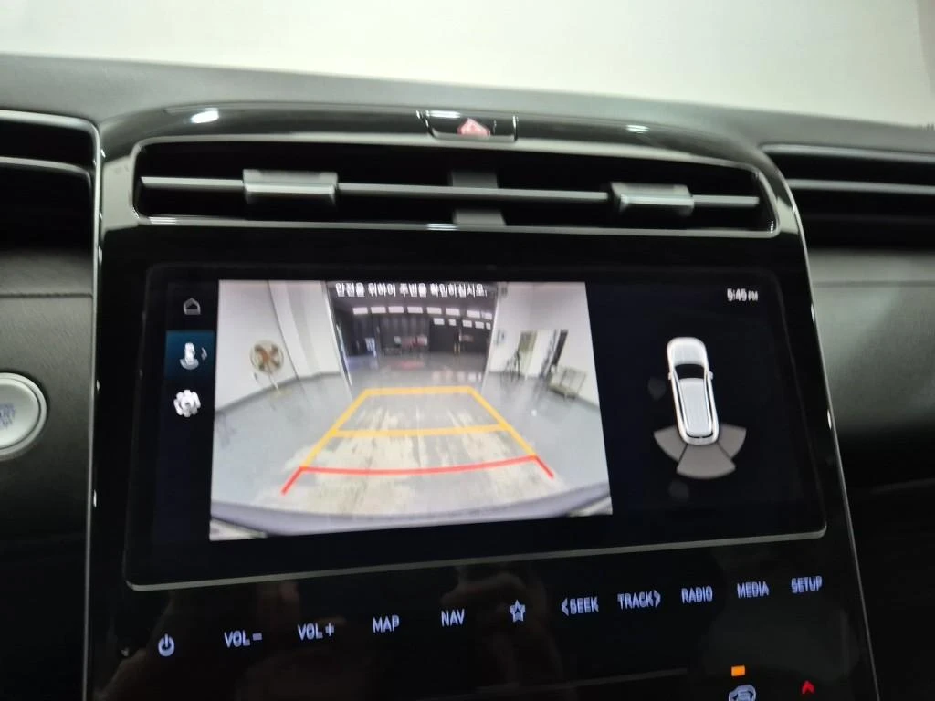 Hyundai Tucson Diesel 2.0 2WD autogeorge.com, снимка 15 - Автомобили и джипове - 56137024